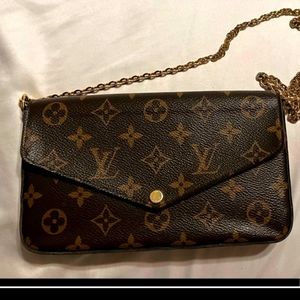 GUC Authentic Louis Vuitton Felicie Pochette